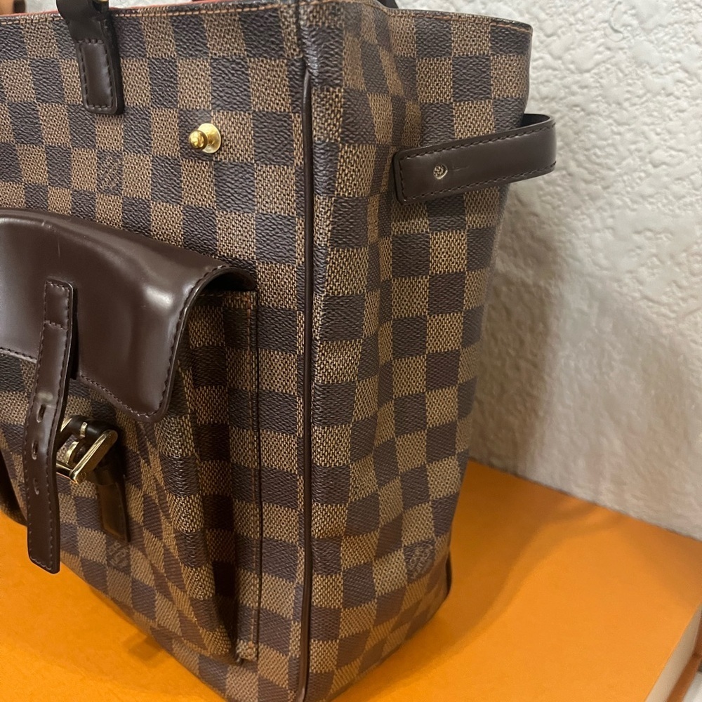 LV Uzes  in Damier Ebene Briefcase with Leather Handles - Picture 2 of 14